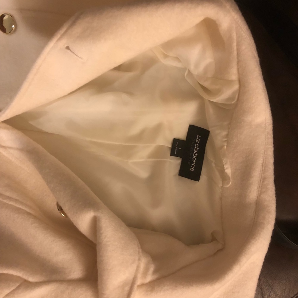 Designer coat - Picture 3 of 4